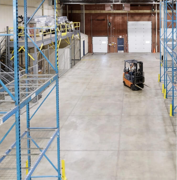 Scalable Warehouse Management Services And Storage Spaces